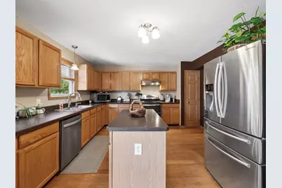 1727 Creekview Drive, Marysville, OH 43040 - Photo 3