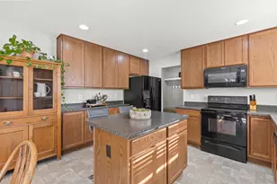 423 Kingston Cir, Pickerington, OH 43147 - Photo 21