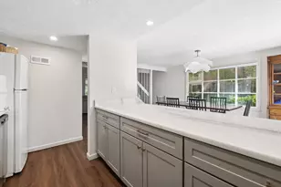 1696 Moravian St, Columbus, OH 43220 - Photo 13