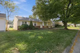 25 Elizabeth St, Canal Winchester, OH 43110 - Photo 3