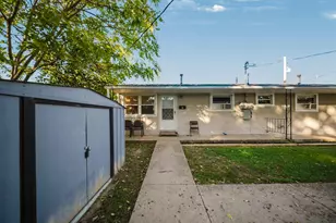 1025 S Pickaway St, Circleville, OH 43113 - Photo 9