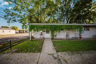 1025 S Pickaway St, Circleville, OH 43113 - Photo 5