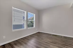 496 Eldridge Ave, Columbus, OH 43203 - Photo 9