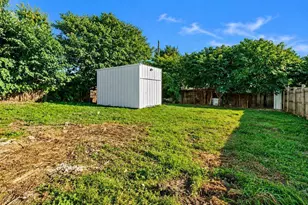 937 Hilock Rd, Columbus, OH 43207 - Photo 25