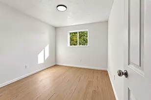 937 Hilock Rd, Columbus, OH 43207 - Photo 19