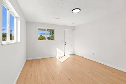 937 Hilock Road, Columbus, OH 43207 - Photo 5