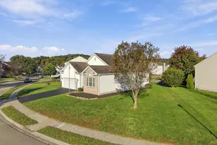 1489 E Quail Run Dr, Newark, OH 43055 - Photo 5