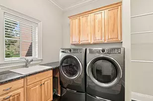7409 Milton Ct, New Albany, OH 43054 - Photo 23
