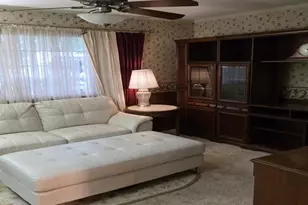 1045 Becky Dr, Mansfield, OH 44905 - Photo 5