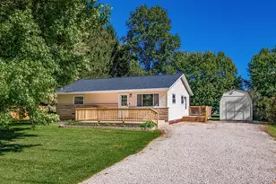 51 5th Ave SW, Etna, OH 43062 - Photo 1