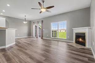 741 Mystic Pointe Dr, Lewis Center, OH 43035 - Photo 5