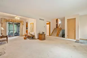 4286 Kenridge Dr, Columbus, OH 43220 - Photo 5