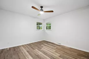 255 Hermitage Rd, Columbus, OH 43230 - Photo 21