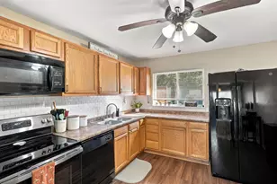 1162 Striebel Rd, Columbus, OH 43227 - Photo 9