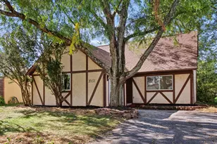 5455 Maple Canyon Ave, Columbus, OH 43229 - Photo 3
