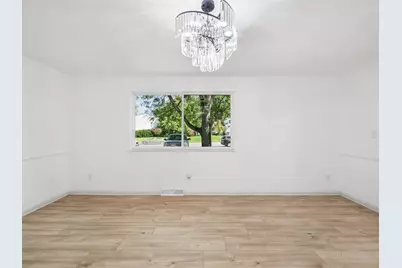 5455 Maple Canyon Avenue, Columbus, OH 43229 - Photo 9