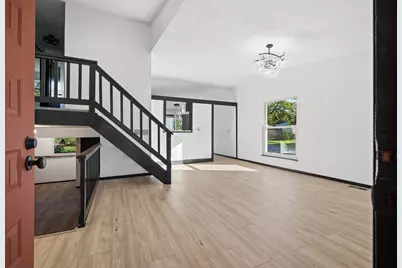 380 Gentlewind Drive, Westerville, OH 43081 - Photo 5