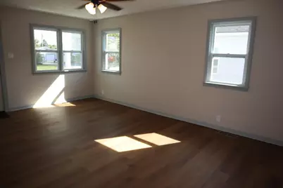 121 Laurel Road, Washington Court House, OH 43160 - Photo 7