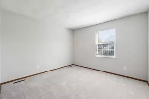 7403 Mapleleaf Blvd, Columbus, OH 43235 - Photo 25