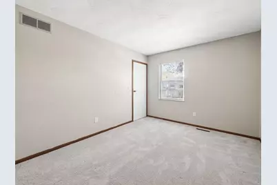 7403 Mapleleaf Boulevard, Columbus, OH 43235 - Photo 31