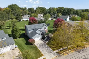 8240 Chateau Ln, Westerville, OH 43082 - Photo 31