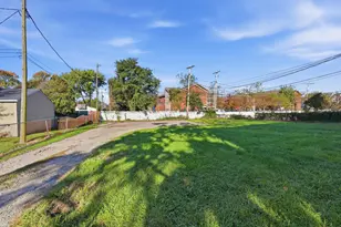 1353 Barnett Rd, Columbus, OH 43227 - Photo 5