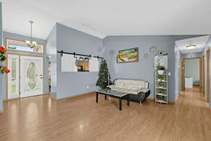 1387 Tilia Ct, Galloway, OH 43119 - Photo 9
