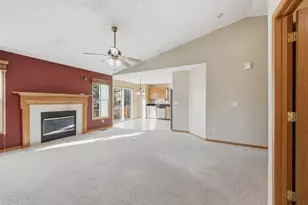 5919 Westbend Dr, Galloway, OH 43119 - Photo 9