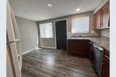 861 Oakland Park Avenue, Columbus, OH 43224 - Photo 5