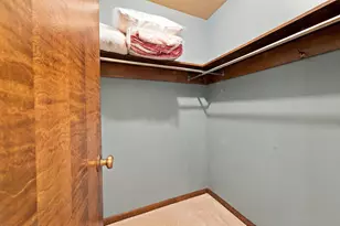 4261 Chaucer Ln, Columbus, OH 43220 - Photo 37