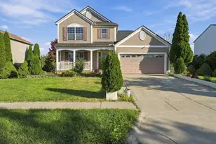 357 Eddington Dr, Pataskala, OH 43062 - Photo 1