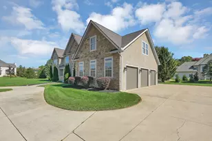 7703 Havens Ct W, Blacklick, OH 43004 - Photo 5