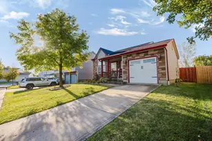 5311 Sawatch Dr, Columbus, OH 43228 - Photo 31