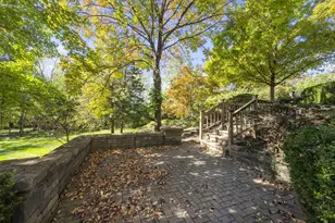 9776 Erin Woods Dr, Dublin, OH 43017 - Photo 103
