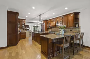 9776 Erin Woods Dr, Dublin, OH 43017 - Photo 25