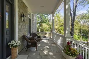 9776 Erin Woods Dr, Dublin, OH 43017 - Photo 9