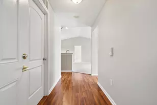 707 Hidden Springs Dr, Lewis Center, OH 43035 - Photo 3