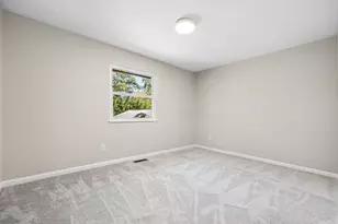 3186 Valleywood Dr, Columbus, OH 43223 - Photo 23