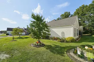 5998 Naughten Pond Dr, Columbus, OH 43213 - Photo 35