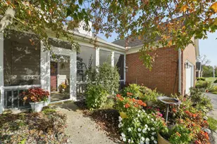5998 Naughten Pond Dr, Columbus, OH 43213 - Photo 5