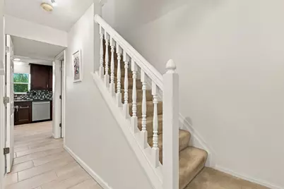 4999 Castlerea Court, Columbus, OH 43221 - Photo 15
