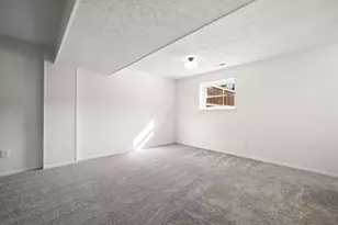 1905 Dandridge Dr, Columbus, OH 43229 - Photo 25
