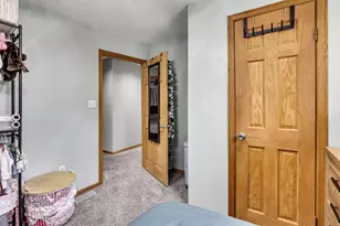 408 S High St, Hebron, OH 43025 - Photo 21