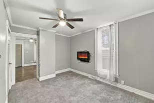 137 Logan St, Circleville, OH 43113 - Photo 7