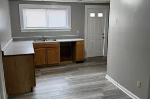 155 N Chase Ave, Columbus, OH 43204 - Photo 5