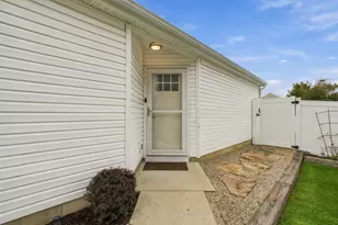 6098 Chidley St, Galloway, OH 43119 - Photo 3