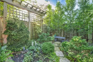 285 Reinhard Ave, Columbus, OH 43206 - Photo 7