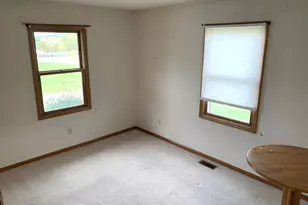 1011 Elizabeth Ave, Logan, OH 43138 - Photo 13