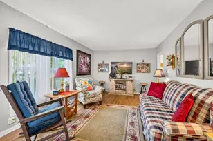 6135 Roselawn Ave, Columbus, OH 43232 - Photo 5