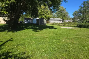 6135 Roselawn Ave, Columbus, OH 43232 - Photo 3